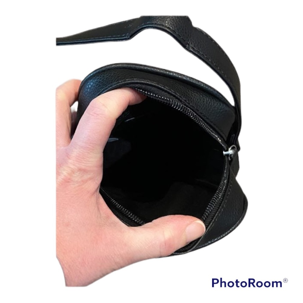 Danielle Nicole Friends Crossbody - image 5